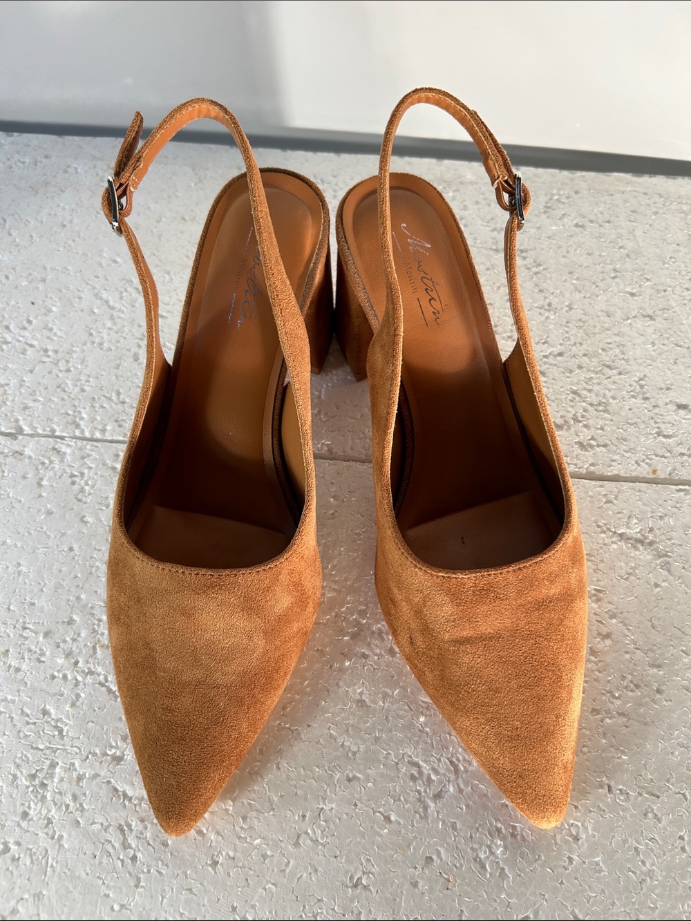 Mostrin SZ 8.5 Camel Suede Block Heel Slingback Office Dressy Chic Closet Staple - Picture 8 of 14